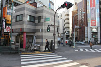 代々木駅西口からのアクセス　2